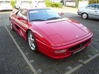 Blaupunkt Frankfurt RCM 82 DAB Retro Radio und 2-Wege Frontsystem im Ferrari F355GTS nachgerüstet.