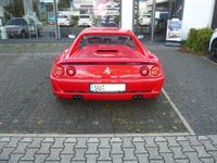 Blaupunkt Frankfurt RCM 82 DAB Retro Radio und 2-Wege Frontsystem im Ferrari F355GTS nachgerüstet.